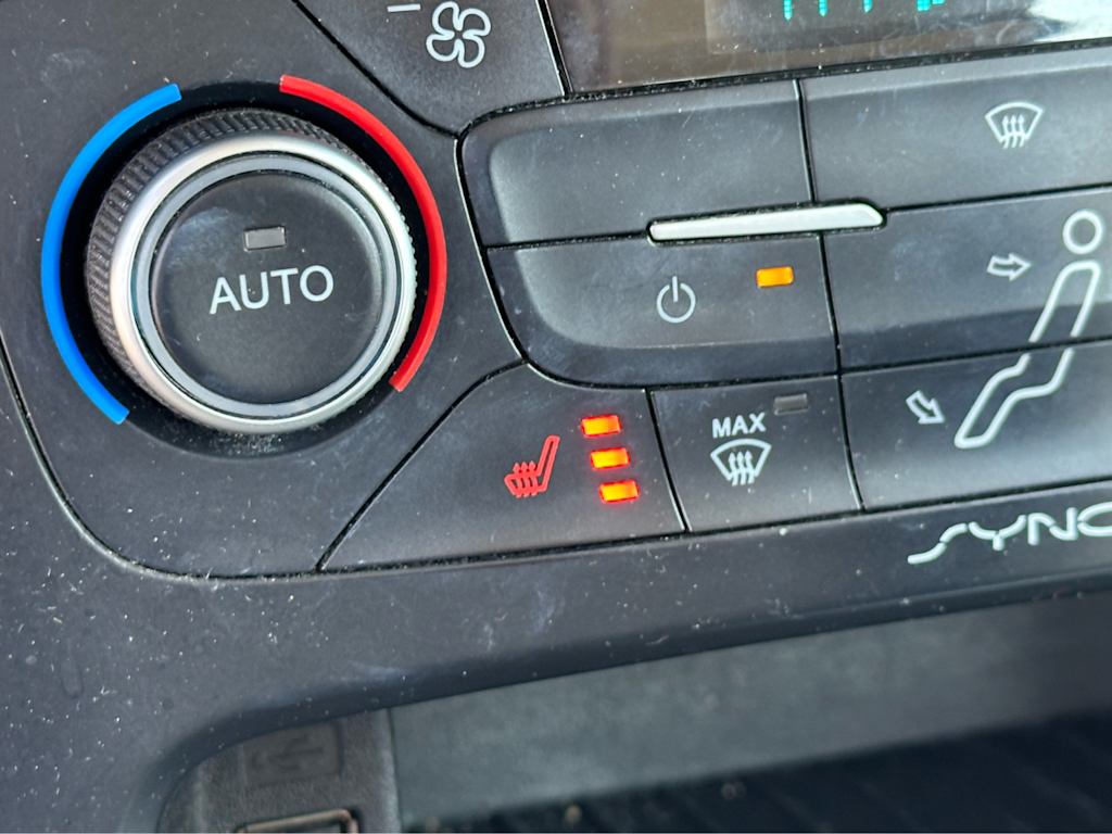 2018 Ford Focus Titanium 18