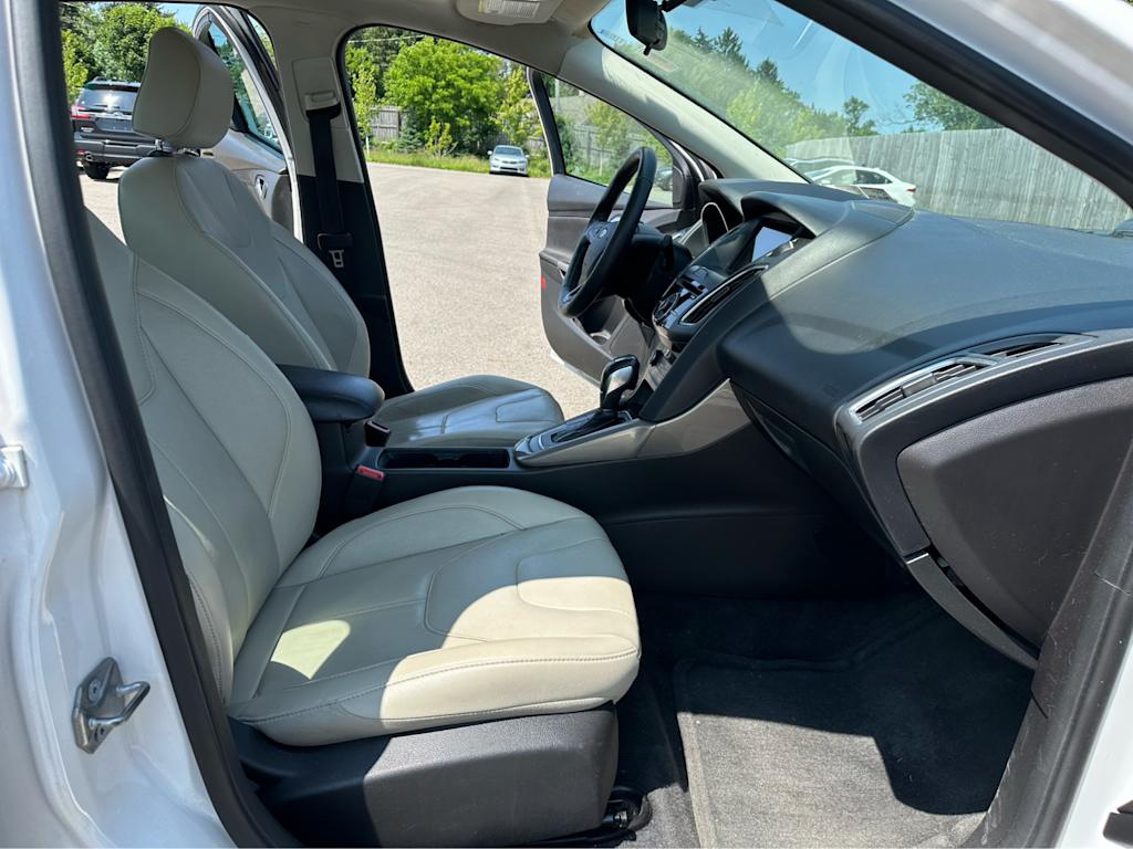2018 Ford Focus Titanium 21