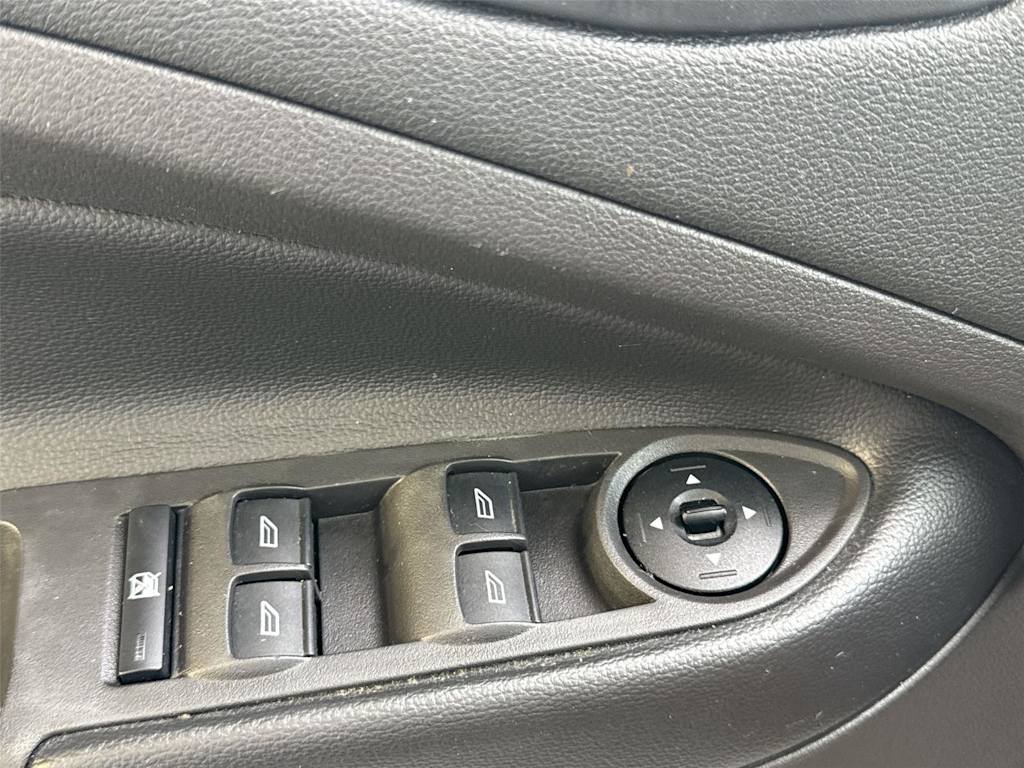 Thumbnail: 2018 Ford Escape - 23