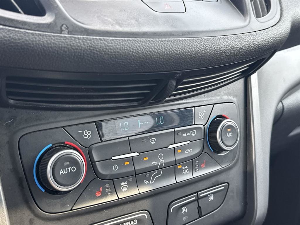 Thumbnail: 2019 Ford Escape - 20