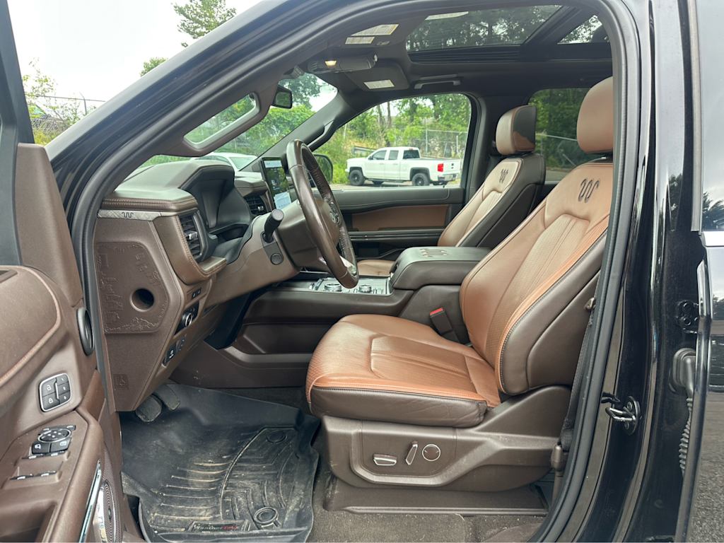 Thumbnail: 2023 Ford Expedition MAX - 8