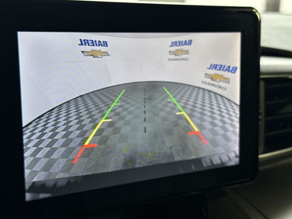 Thumbnail: 2022 Ford Explorer - 20