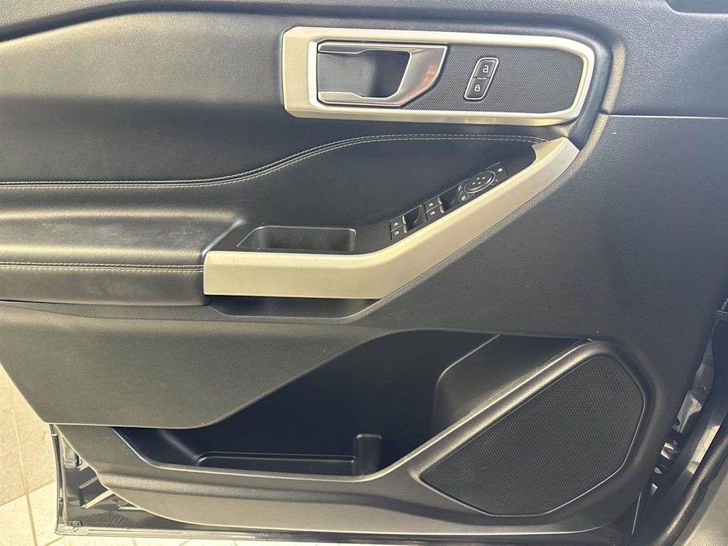 Thumbnail: 2022 Ford Explorer - 23