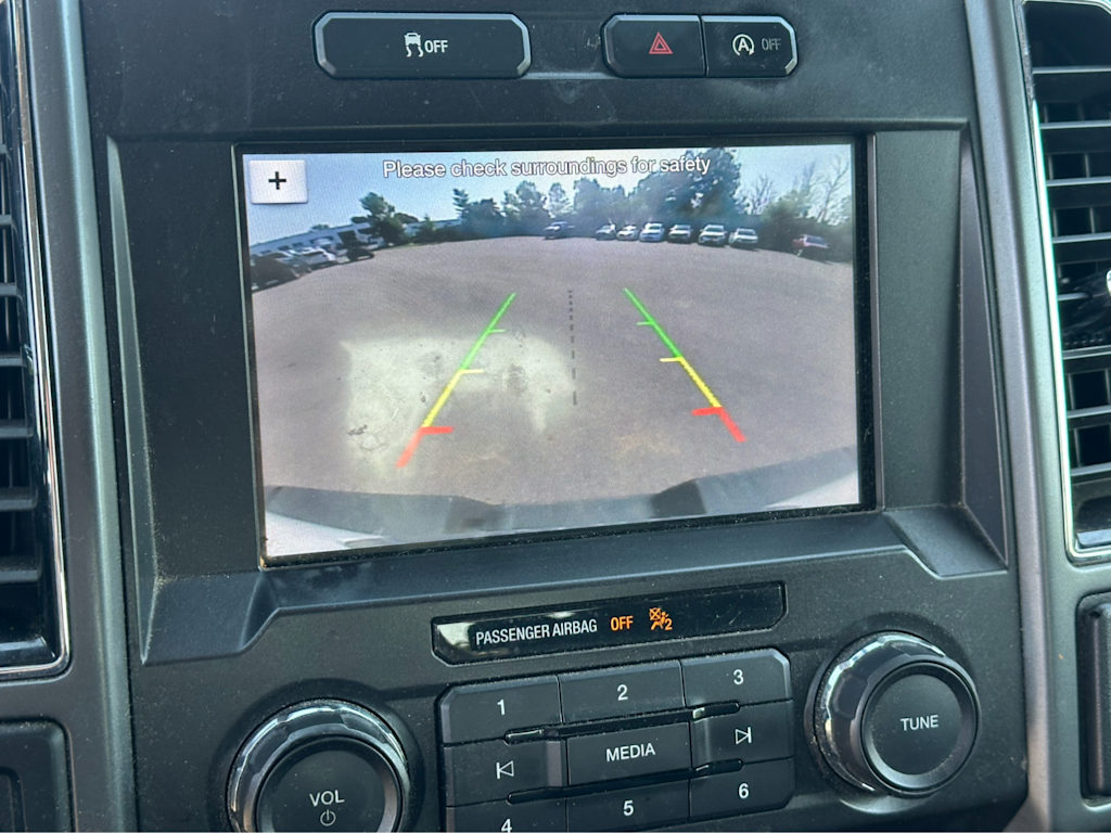 Thumbnail: 2019 Ford F-150 - 16