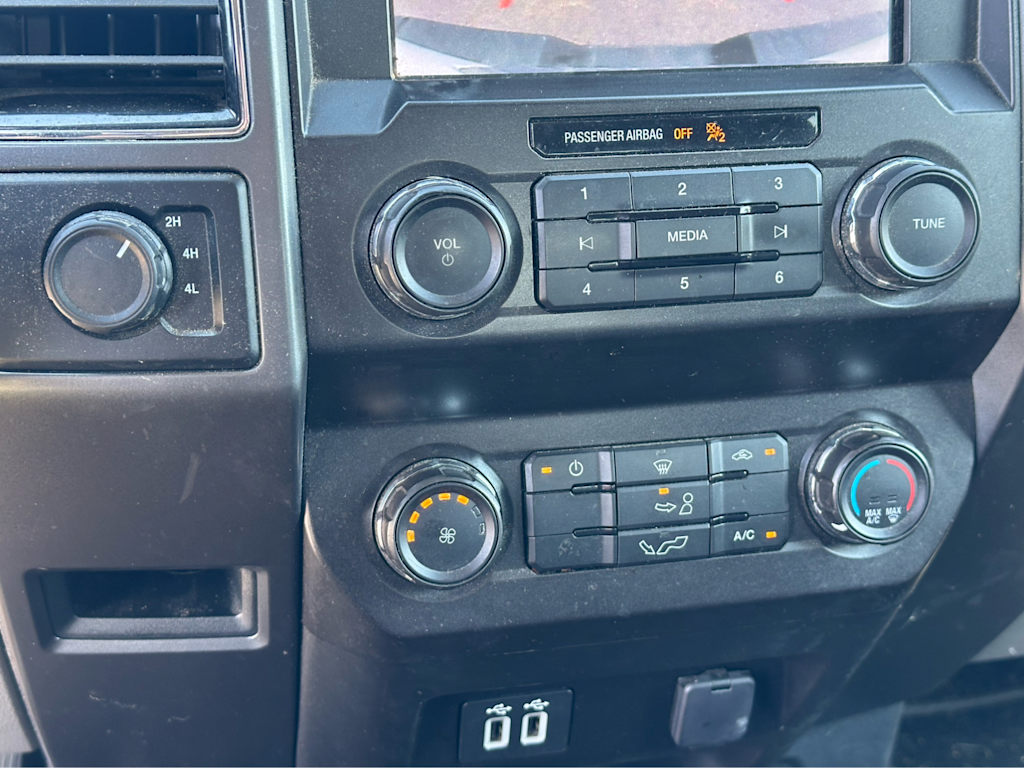 Thumbnail: 2019 Ford F-150 - 17