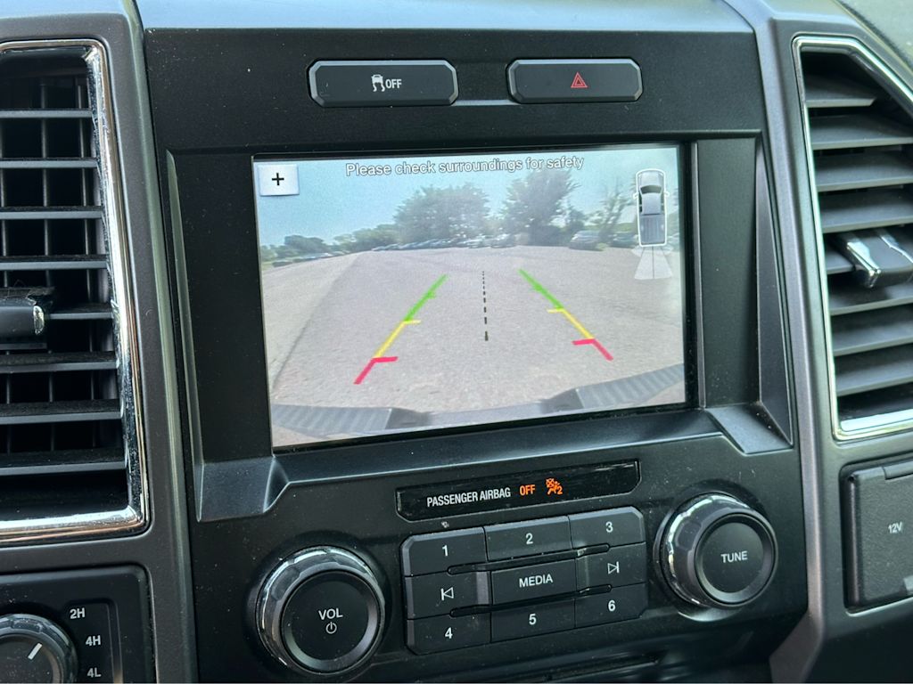 Thumbnail: 2016 Ford F-150 - 17