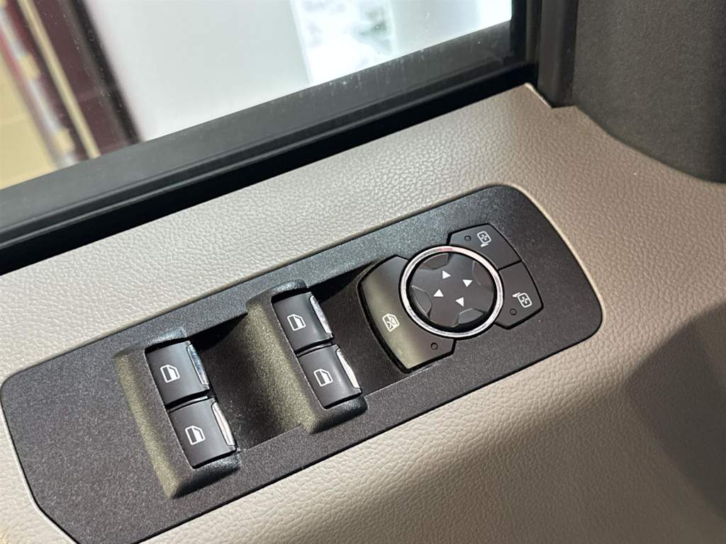 Thumbnail: 2019 Ford F-150 - 25