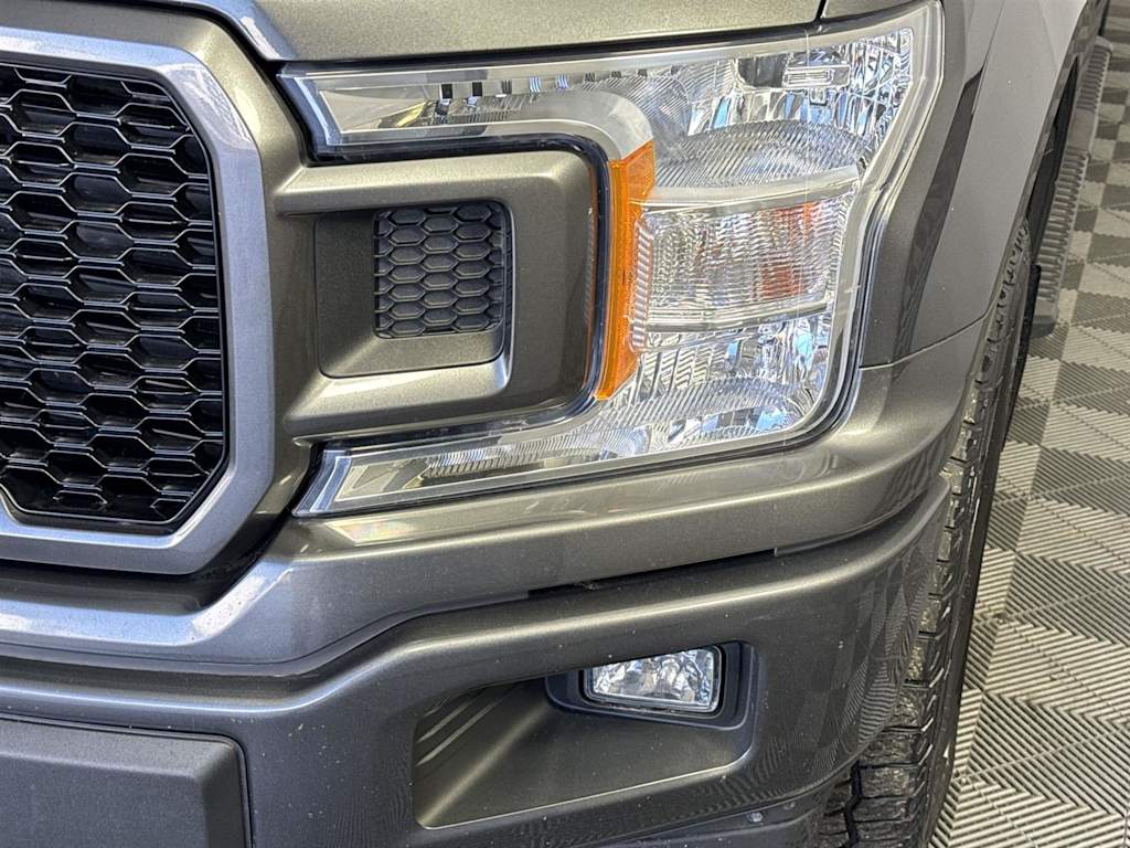 Thumbnail: 2018 Ford F-150 - 17