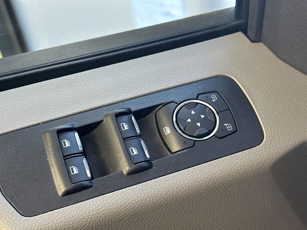 Thumbnail: 2018 Ford F-150 - 24