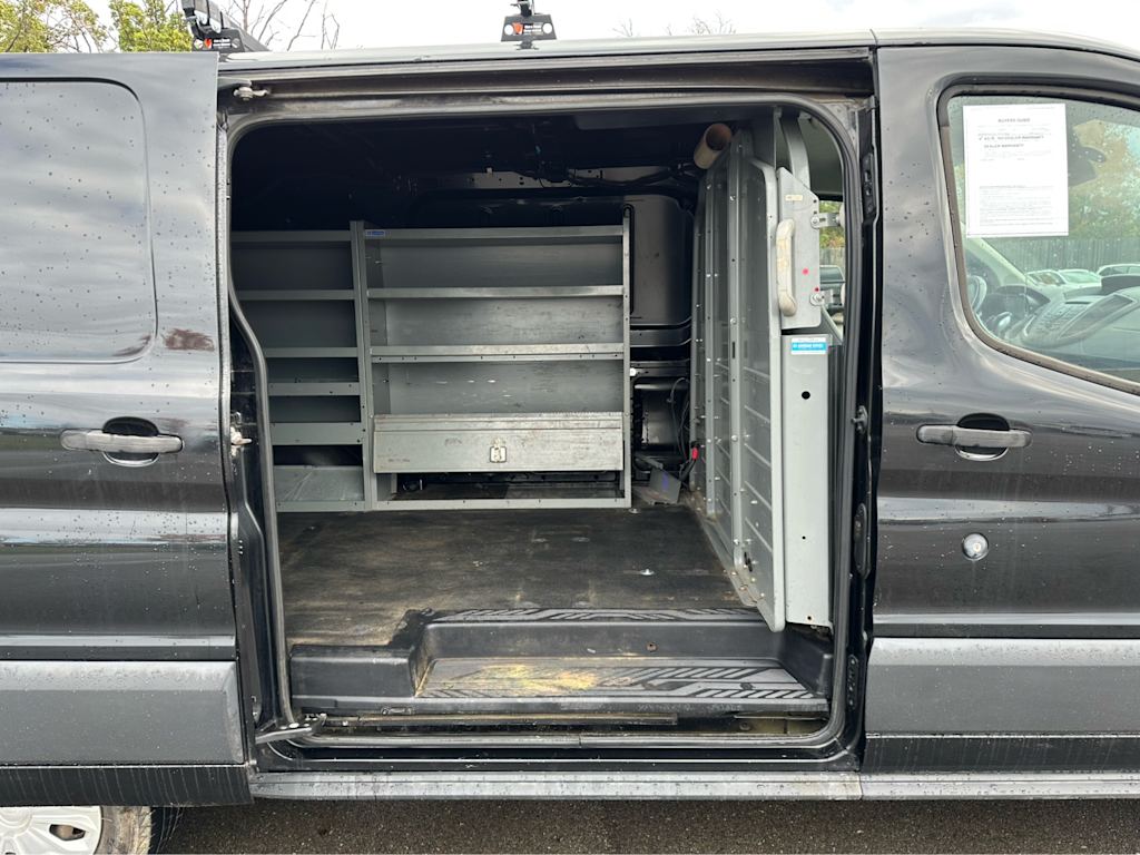 Thumbnail: 2015 Ford Transit Series - 23