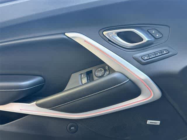 Thumbnail: 2018 Chevrolet Camaro - 21