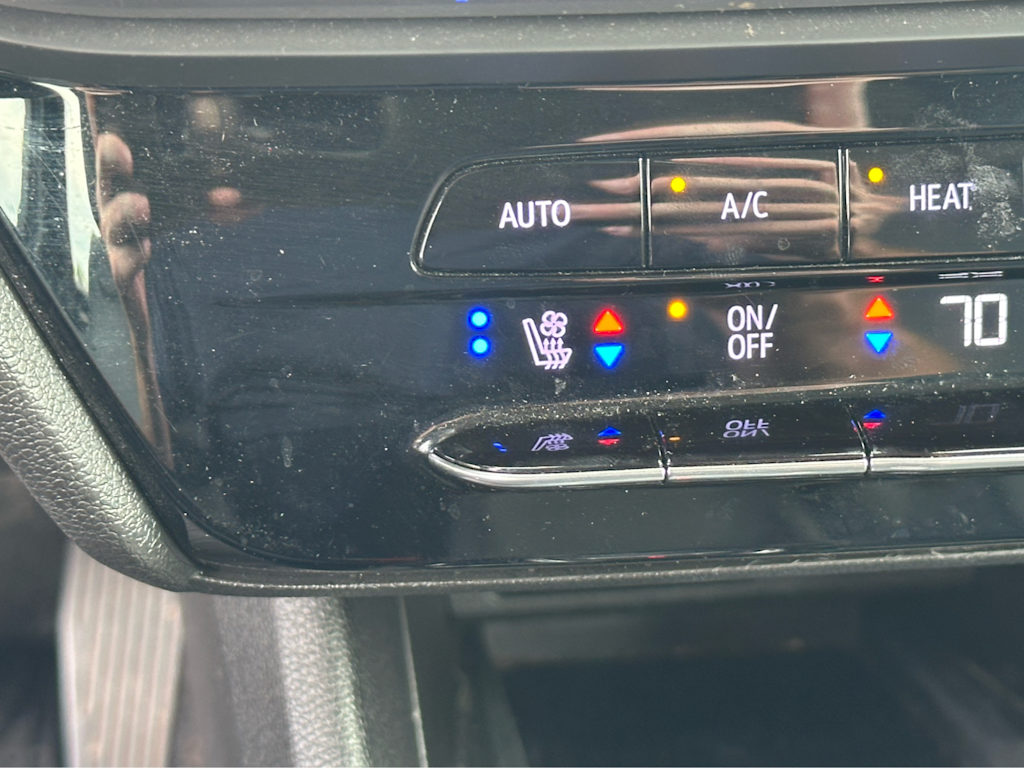 Thumbnail: 2022 Chevrolet Bolt EUV - 20