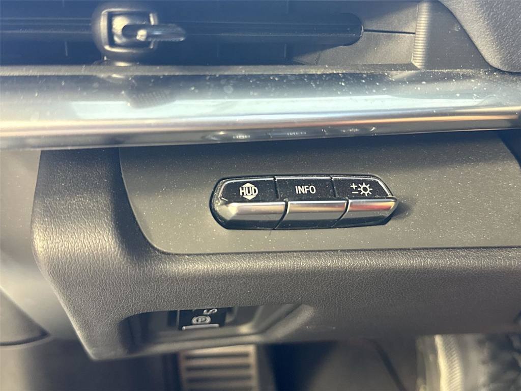 2023 Chevrolet Corvette 2LT - Photo 24