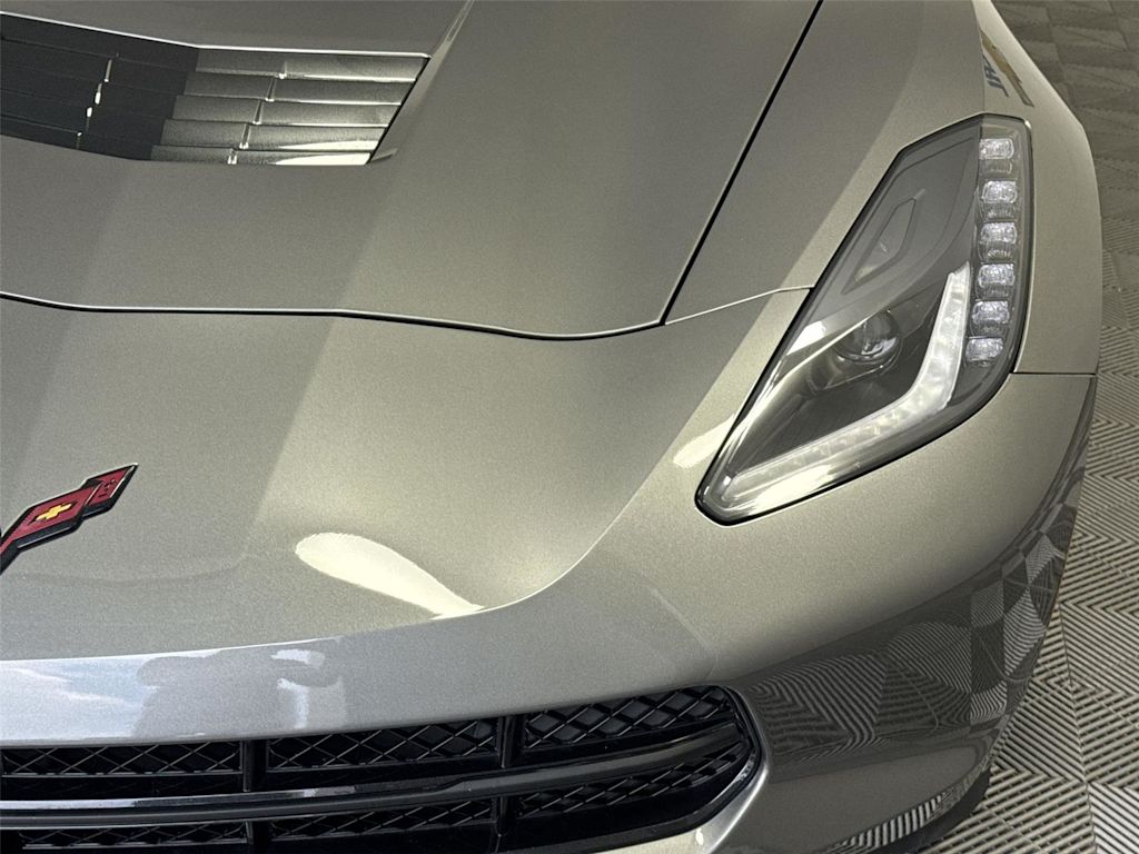 Thumbnail: 2015 Chevrolet Corvette - 16