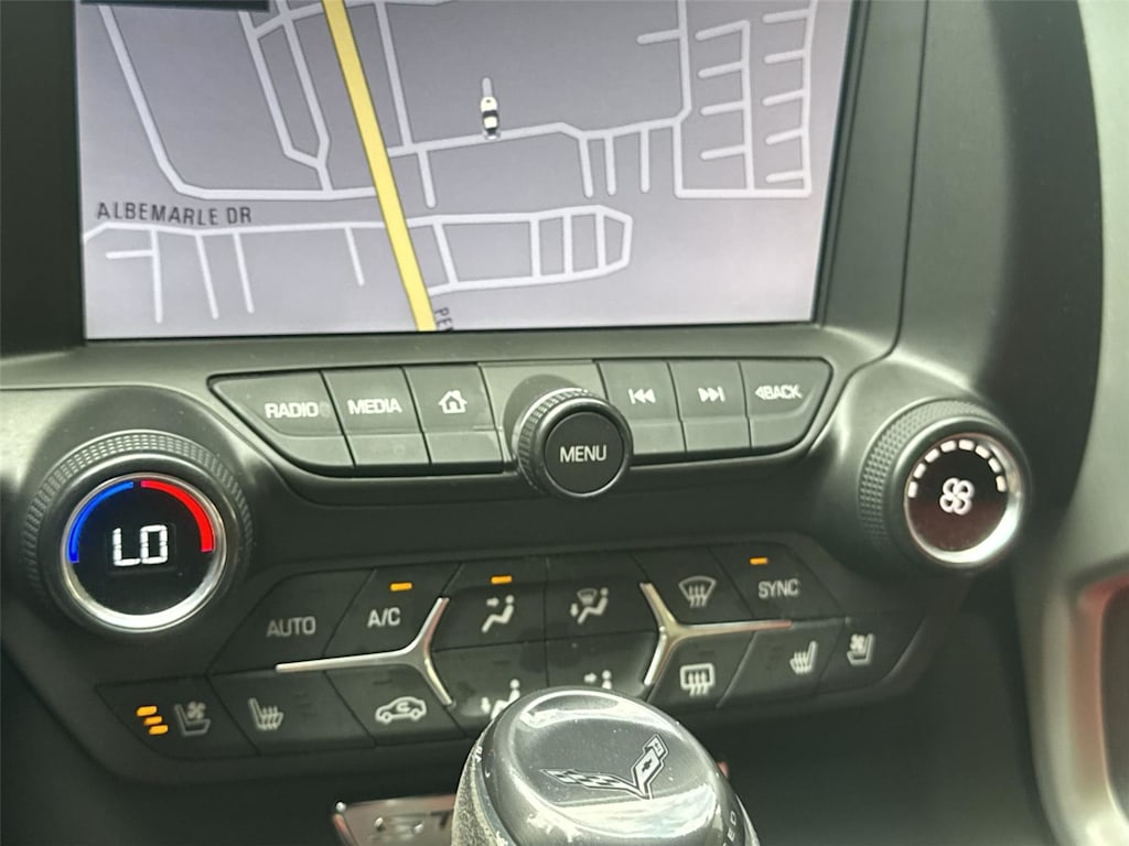 Thumbnail: 2015 Chevrolet Corvette - 19