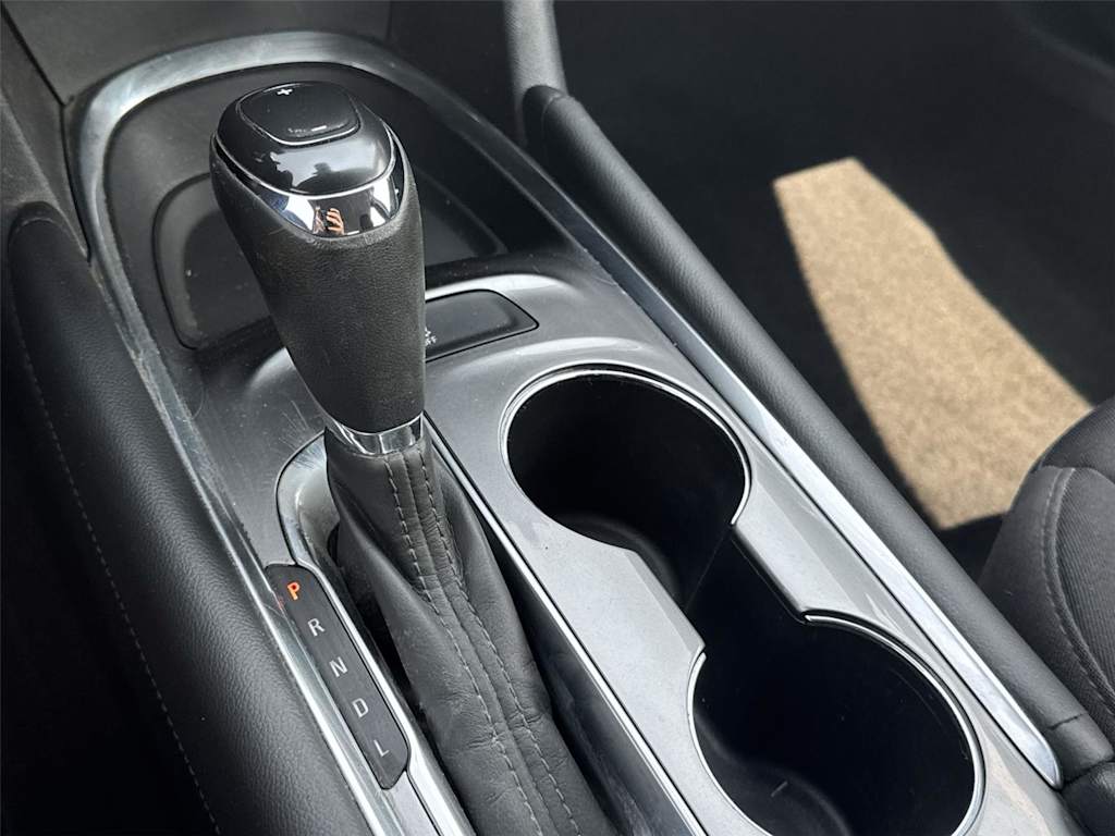 Thumbnail: 2016 Chevrolet Malibu - 11