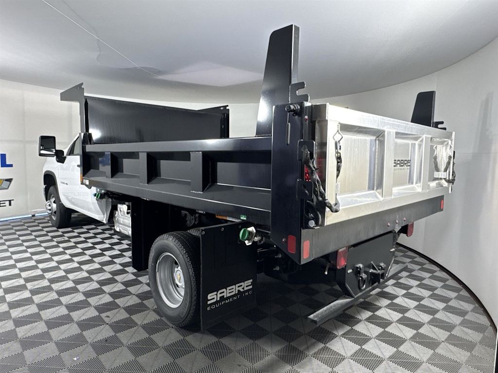 Thumbnail: 2025 Chevrolet Silverado 3500 - 13