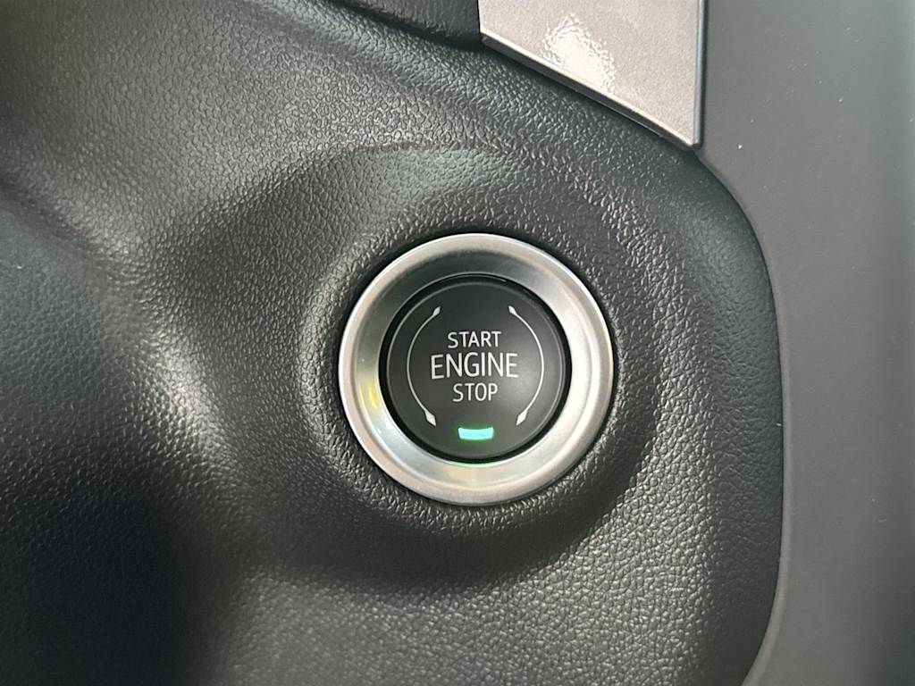 Thumbnail: 2025 Chevrolet Silverado 3500 - 28