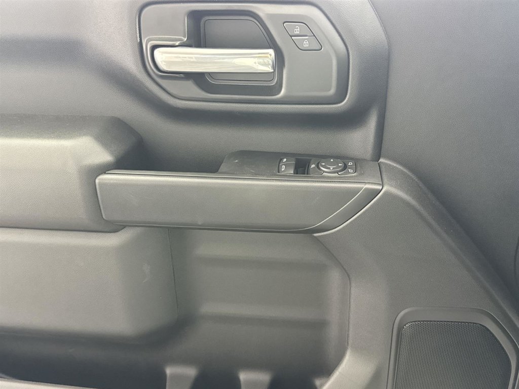 Thumbnail: 2025 Chevrolet Silverado 3500 - 24