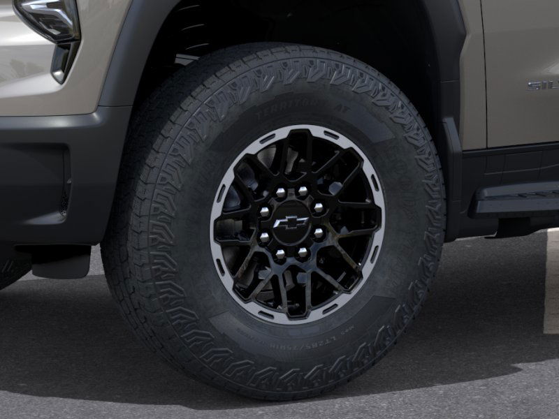 Thumbnail: 2026 Chevrolet Silverado EV - 5