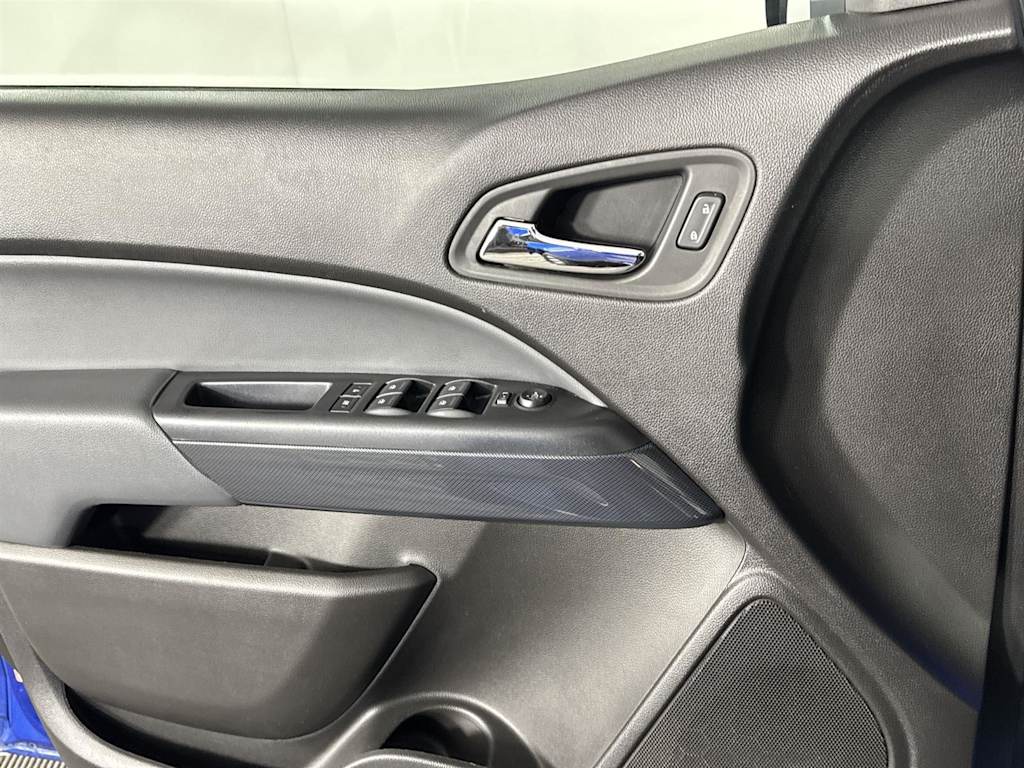 2018 Chevrolet Colorado Z71 25