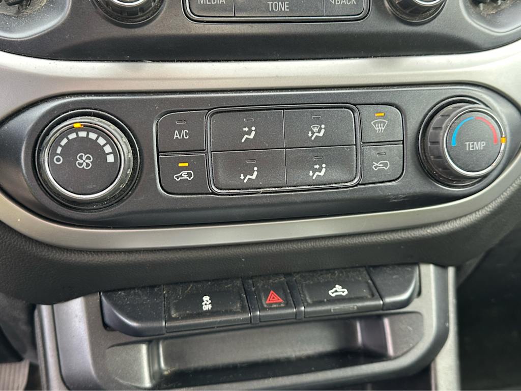 Thumbnail: 2018 Chevrolet Colorado - 18