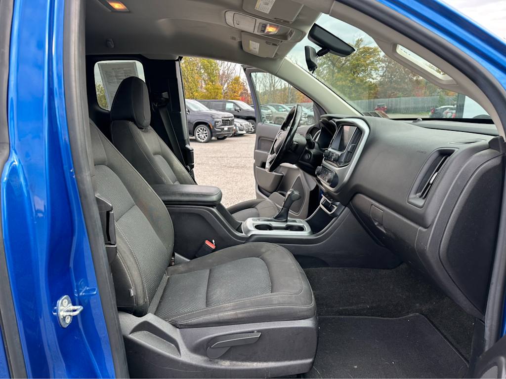 Thumbnail: 2018 Chevrolet Colorado - 21