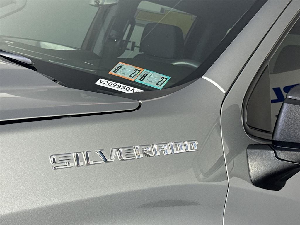 Thumbnail: 2023 Chevrolet Silverado 1500 - 7