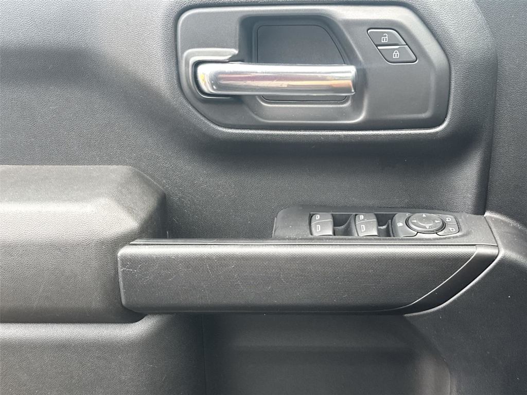 2023 Chevrolet Silverado 1500 Custom - Photo 23