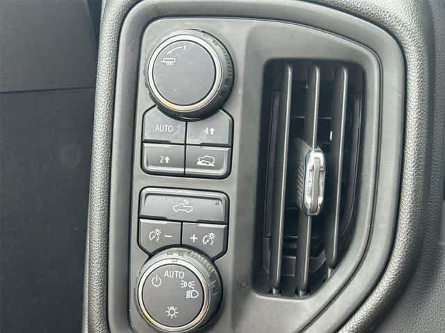 Thumbnail: 2023 Chevrolet Silverado 1500 - 25