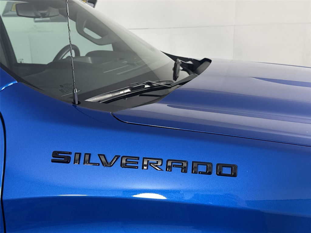 Thumbnail: 2023 Chevrolet Silverado 1500 - 19