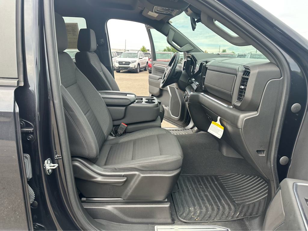 Thumbnail: 2023 Chevrolet Silverado 1500 - 22