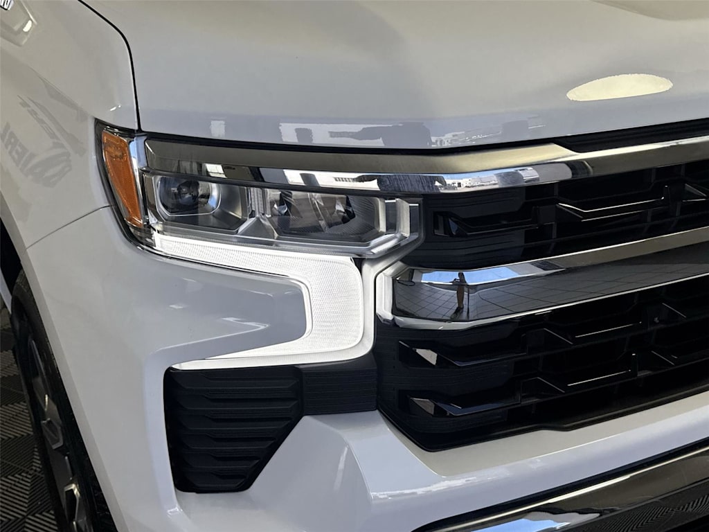 Thumbnail: 2024 Chevrolet Silverado 1500 - 19