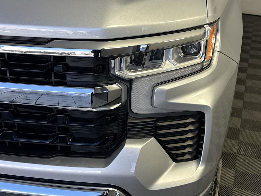 Thumbnail: 2022 Chevrolet Silverado 1500 - 19