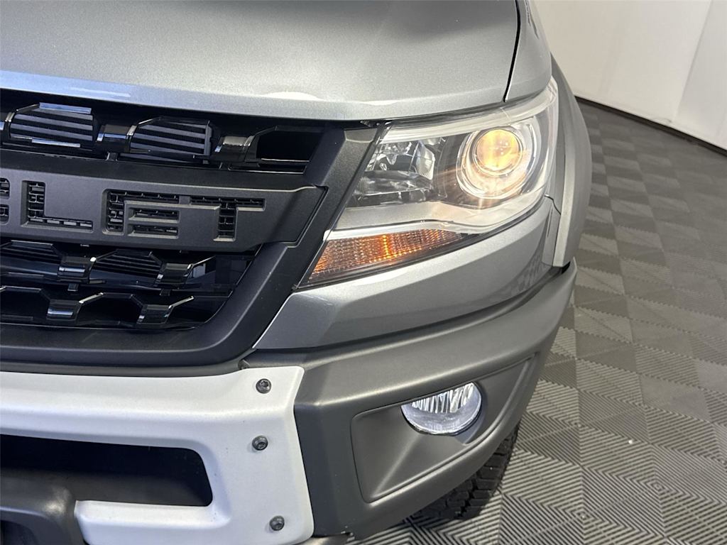 Thumbnail: 2021 Chevrolet Colorado - 16