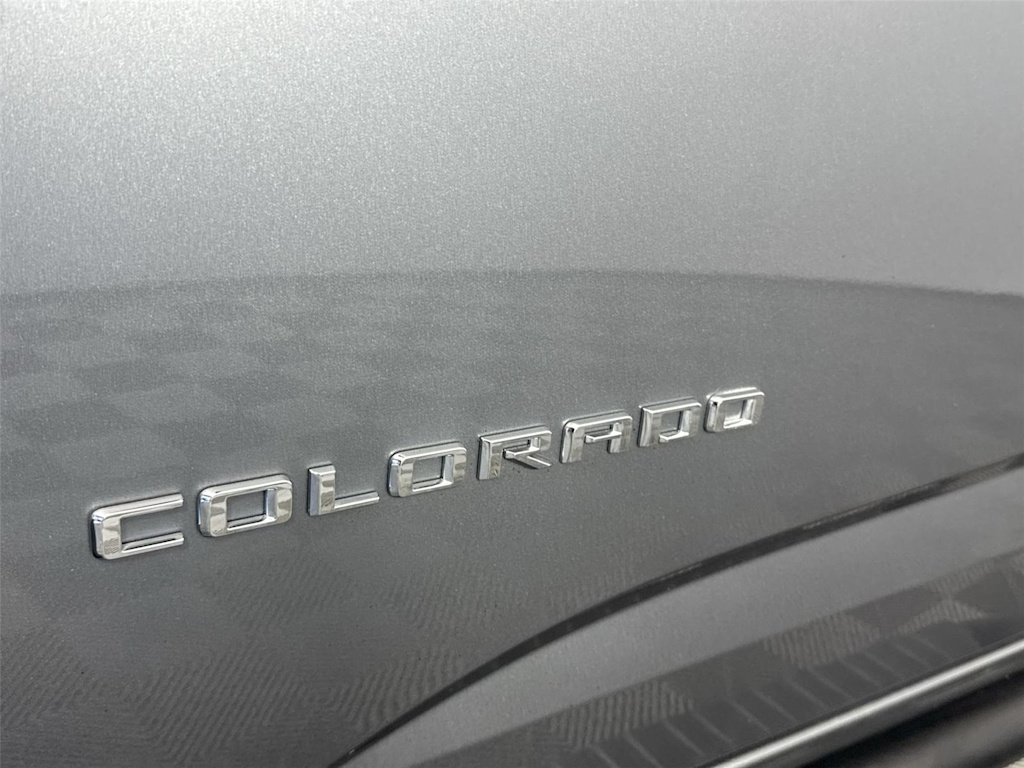 Thumbnail: 2021 Chevrolet Colorado - 6
