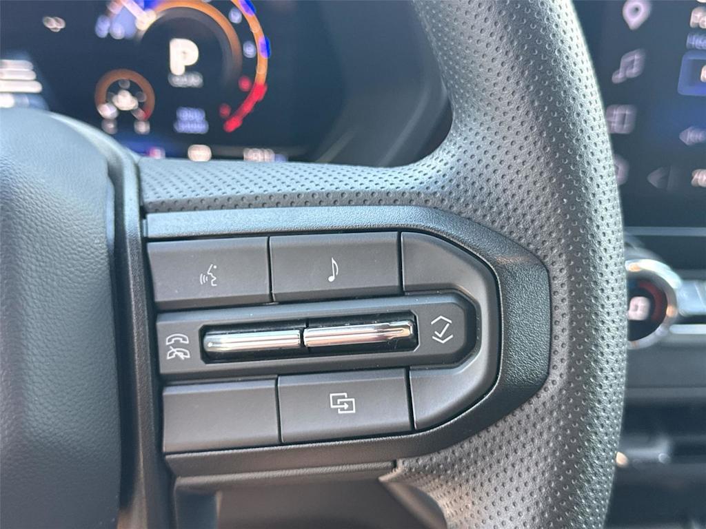 Thumbnail: 2026 Chevrolet Colorado - 26