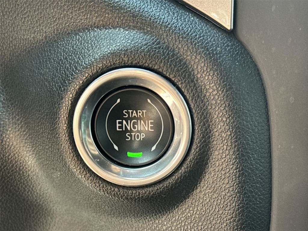 Thumbnail: 2020 Chevrolet Silverado 1500 - 30