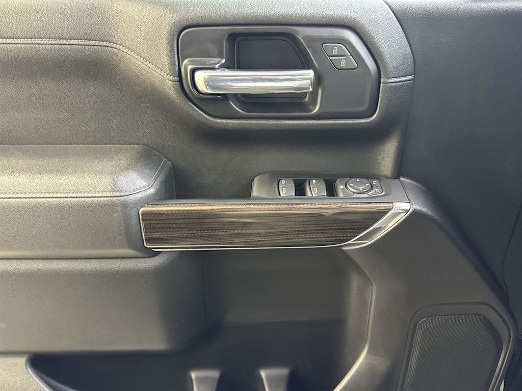 Thumbnail: 2021 Chevrolet Silverado 1500 - 25