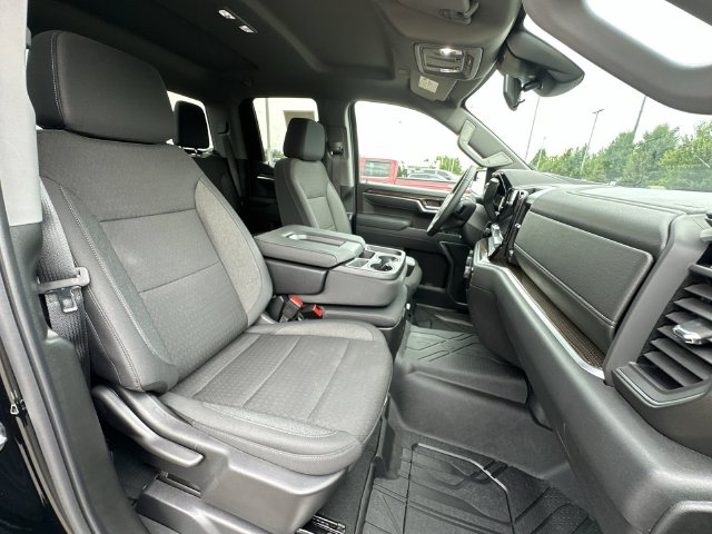 Thumbnail: 2026 Chevrolet Silverado 1500 - 25