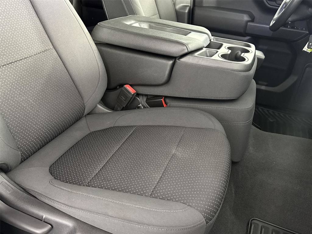 Thumbnail: 2021 Chevrolet Silverado 1500 - 9