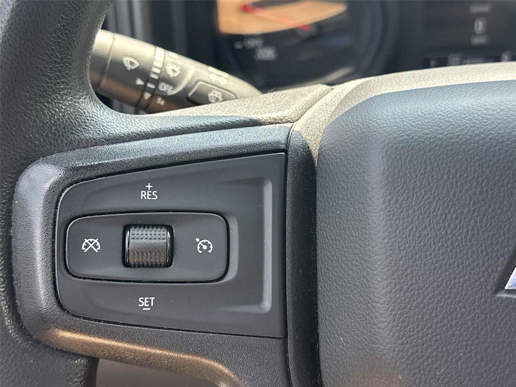 Thumbnail: 2021 Chevrolet Silverado 1500 - 25