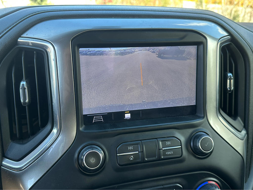 Thumbnail: 2019 Chevrolet Silverado 1500 - 17