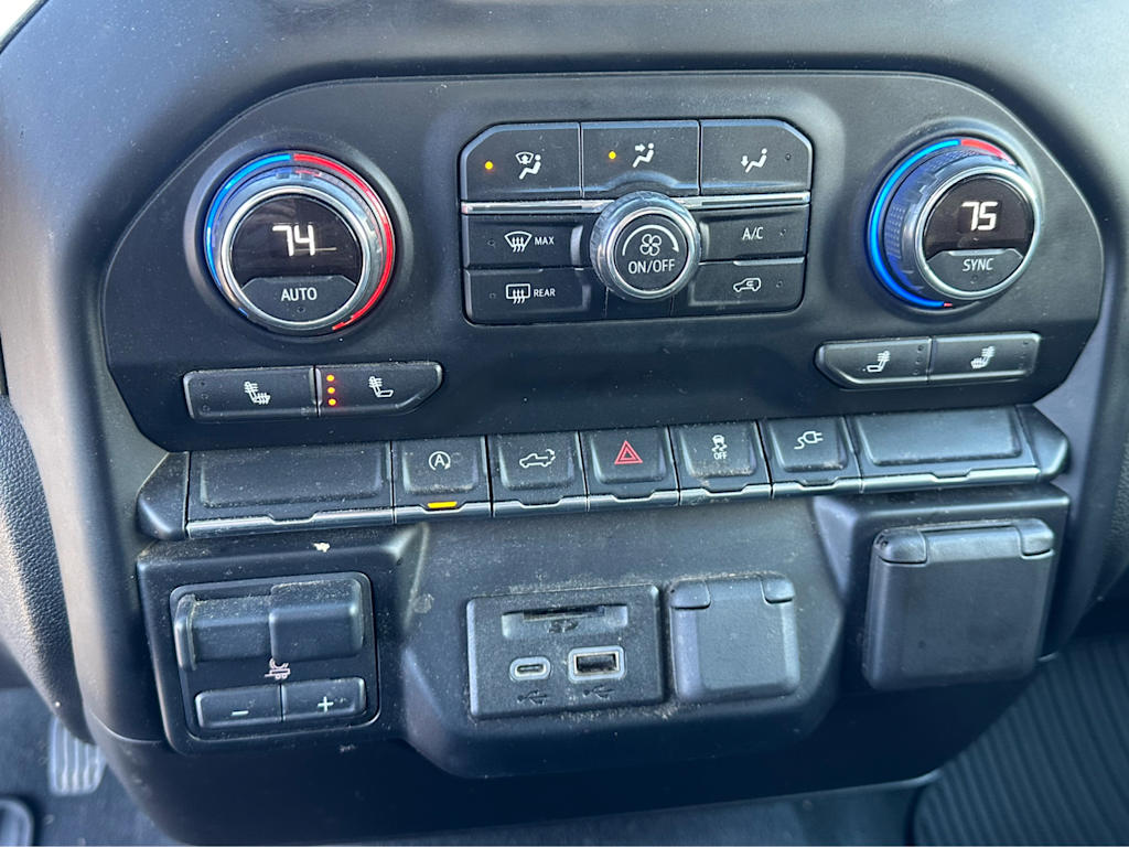 Thumbnail: 2019 Chevrolet Silverado 1500 - 18