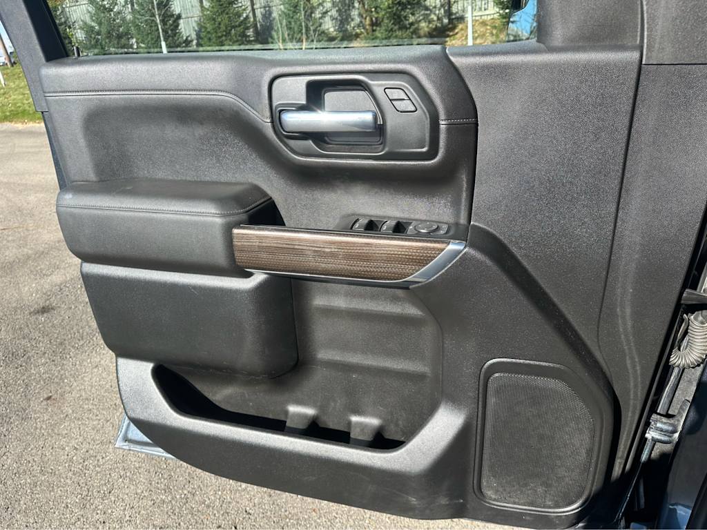 Thumbnail: 2019 Chevrolet Silverado 1500 - 21