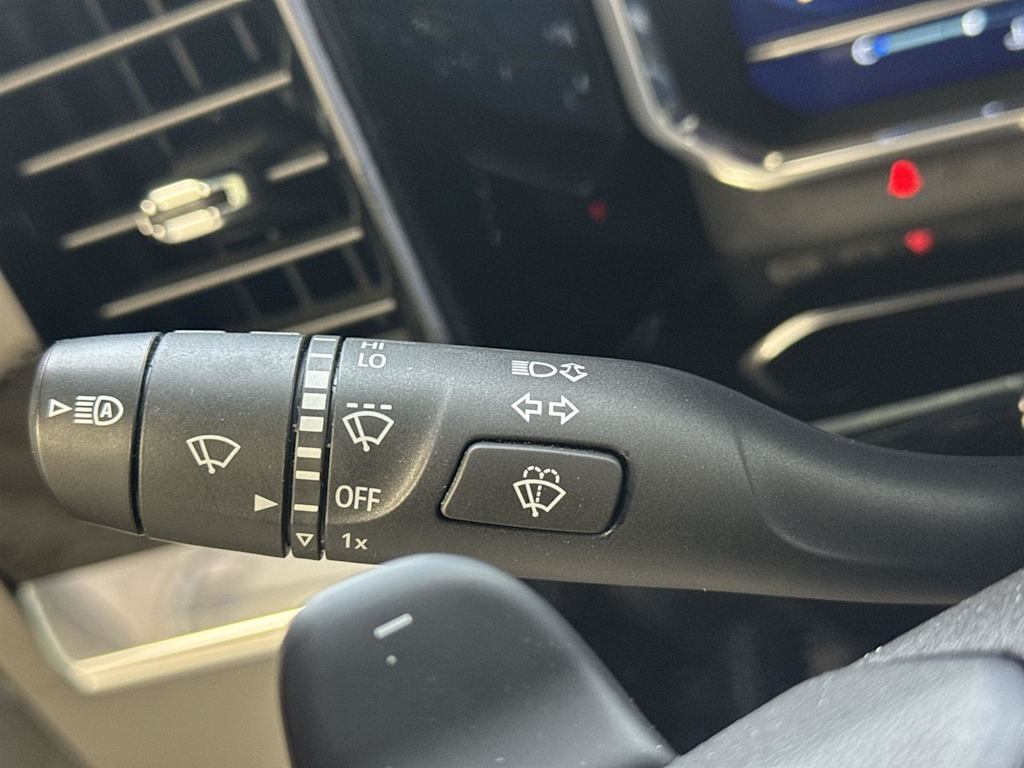 Thumbnail: 2022 Chevrolet Silverado 1500 - 11