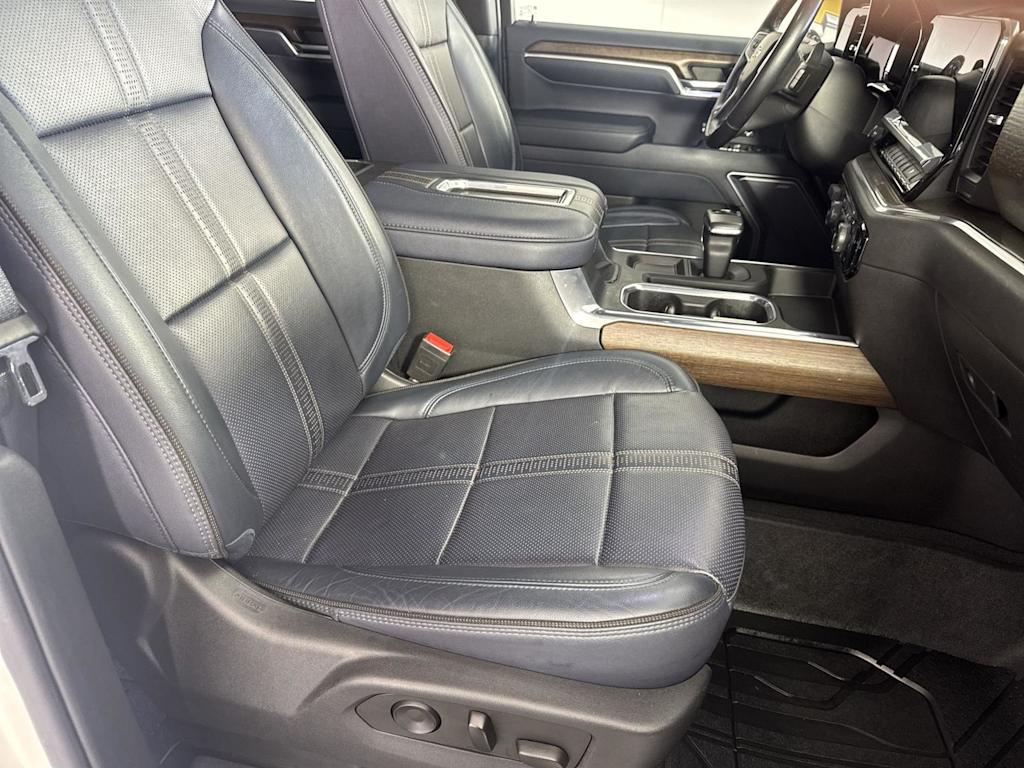 Thumbnail: 2022 Chevrolet Silverado 1500 - 22