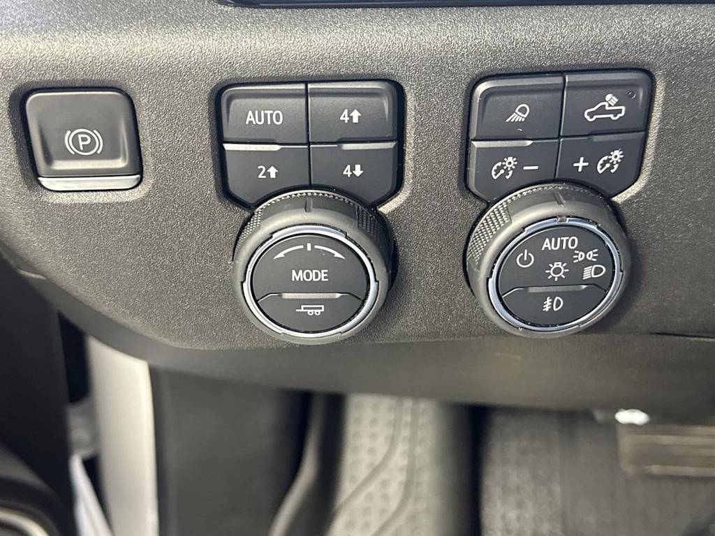 Thumbnail: 2022 Chevrolet Silverado 1500 - 29