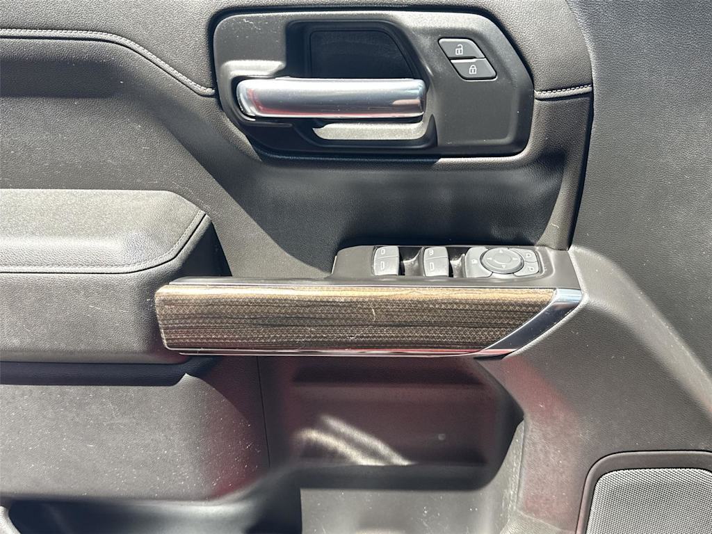 Thumbnail: 2019 Chevrolet Silverado 1500 - 23