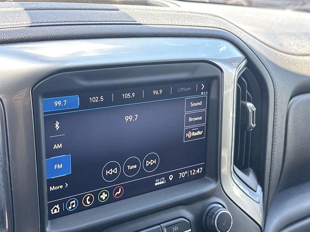 Thumbnail: 2019 Chevrolet Silverado 1500 - 10
